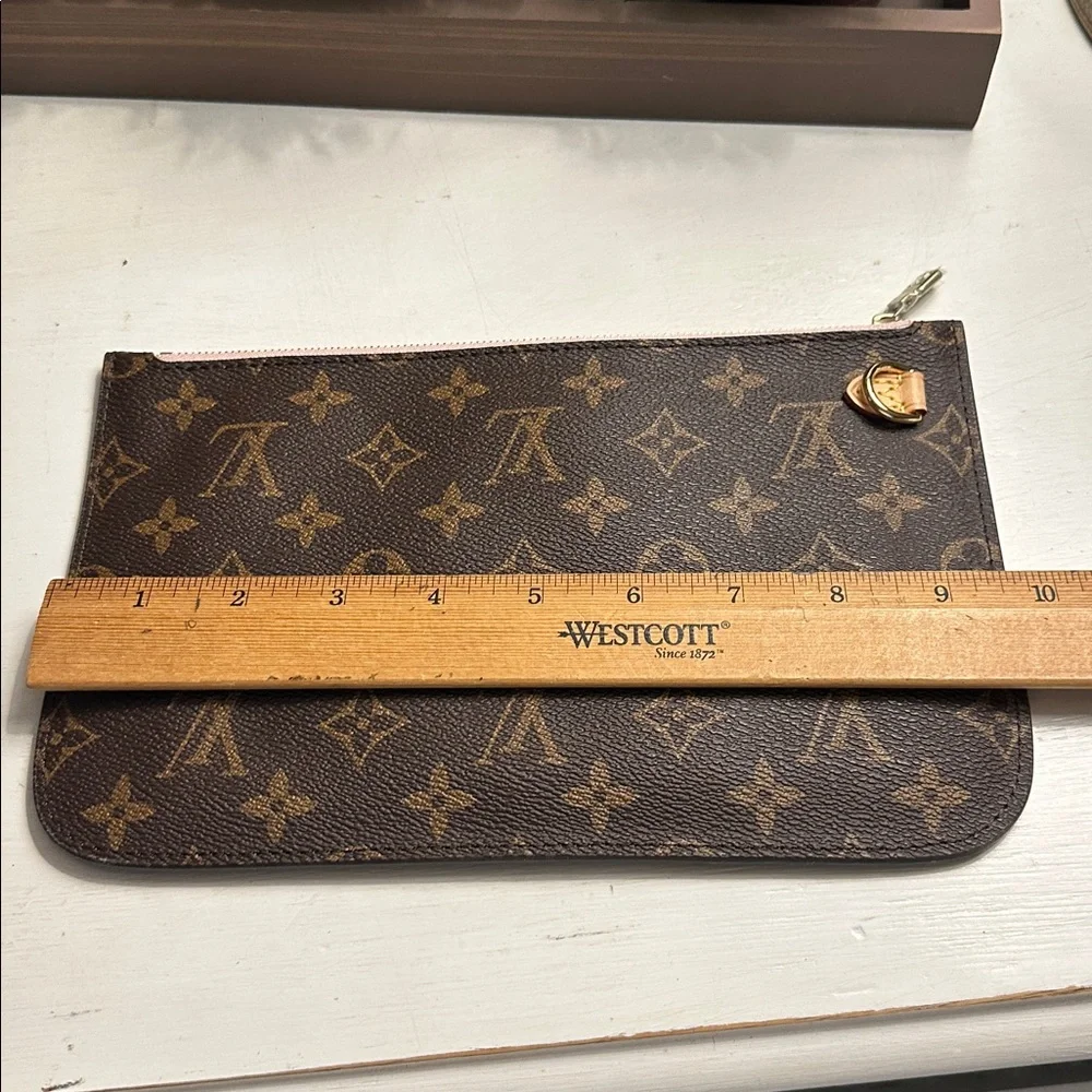 Nwots Authentic Louis Vuitton Neverful Large Pouch Clutch - Picture 7 of 9